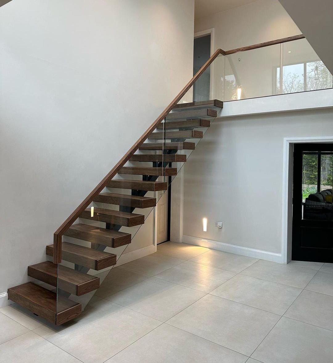 glass railings, side beam staircase, staircase detail