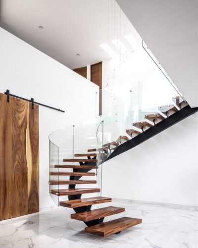 center beam staircase, helical staircase, modern staircase, glass staircase, modern helical staircase,