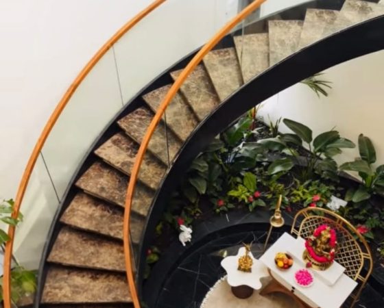 modern staircase, helical staircase, spiral staircase, curved staircase,